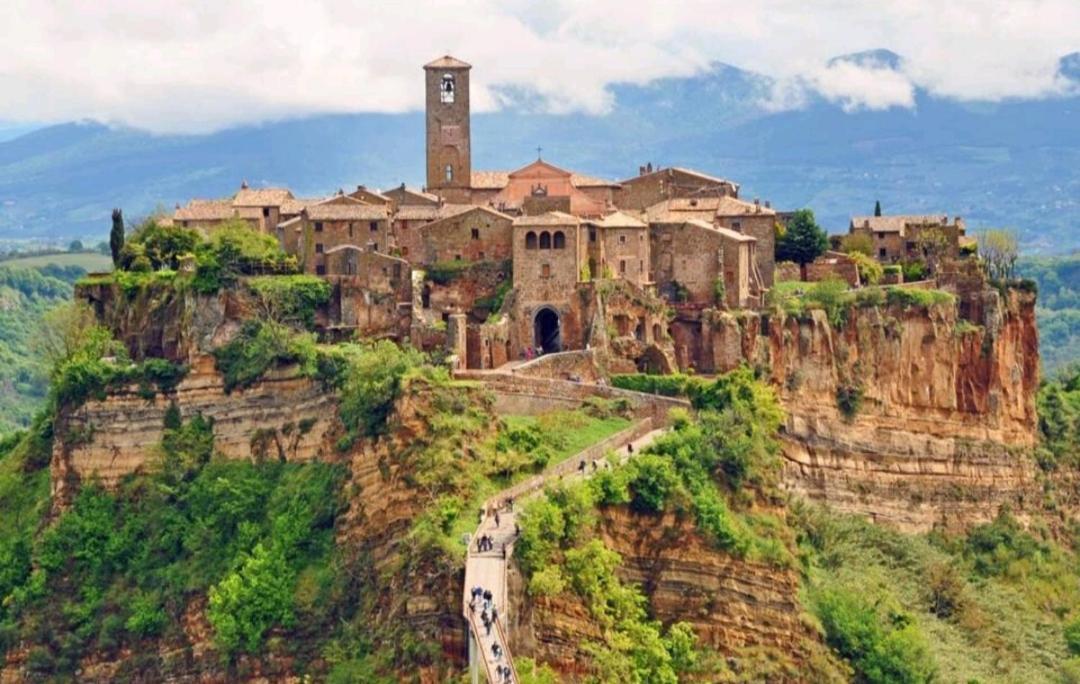Villa Juliet Holiday House Castiglione In Teverina Exterior foto